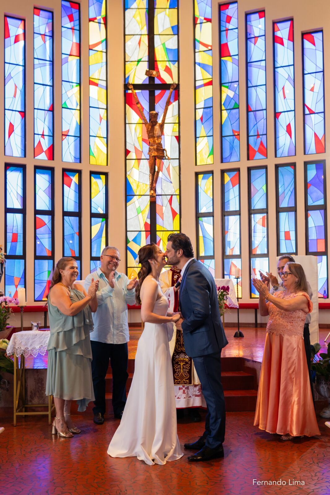 Foto “Algumas histórias continuam além do altar - Isabelle e Juliano  | Igreja Salesiano” - Imagem 9