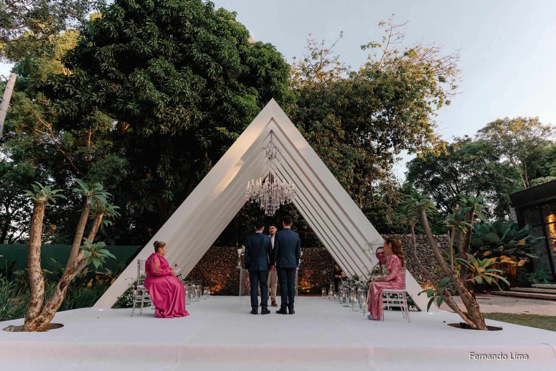 Foto Quando viver e lembrar acontecem ao mesmo tempo Lucas e Eduardo | Chapelle Garden  - Imagem 9