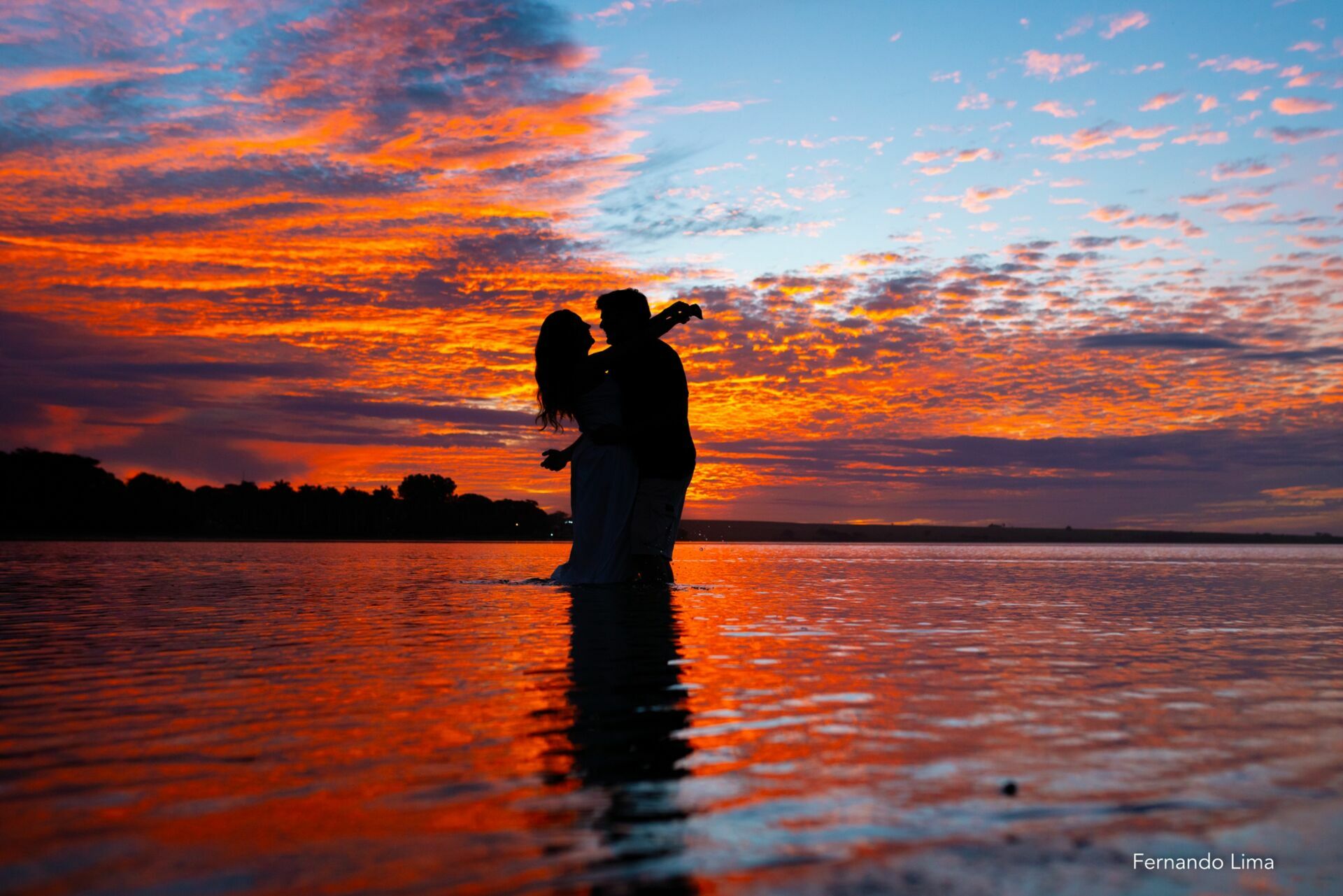 Foto Lethicia e Lucas: Um Pôr do Sol Jamais Visto Foto Lethicia e Lucas: Um Pôr do Sol Jamais Visto - Imagem 0