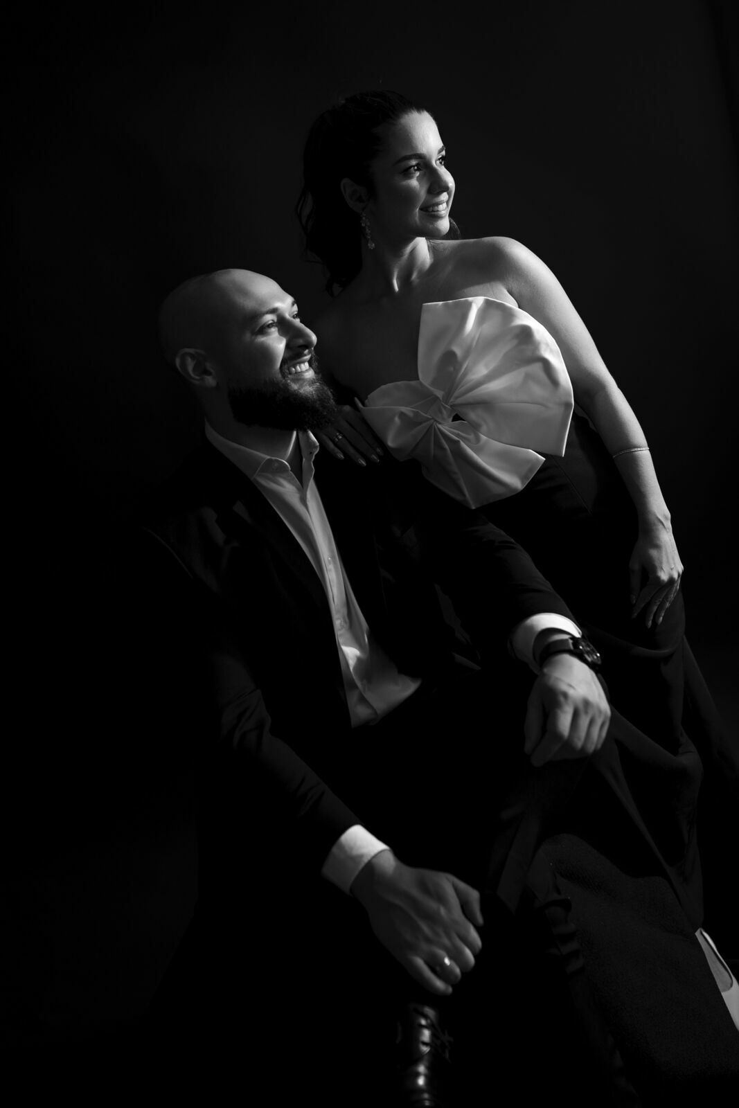 Foto Fotografia de Estúdio Clean e Atemporal  - Gaby e João  - Imagem 2