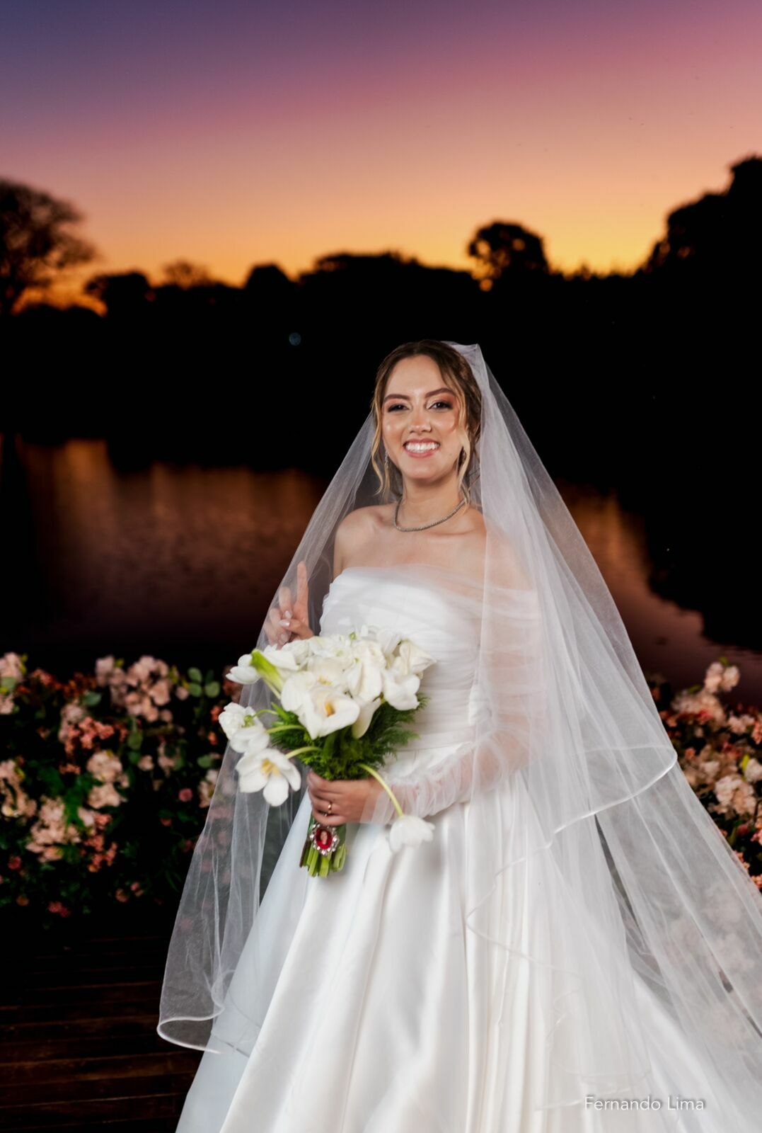 Foto Casamento de Lethicia e Lucas no Porttal do Lago em Guararapes – SP Foto Casamento de Lethicia e Lucas no Porttal do Lago em Guararapes – SP - Imagem 39