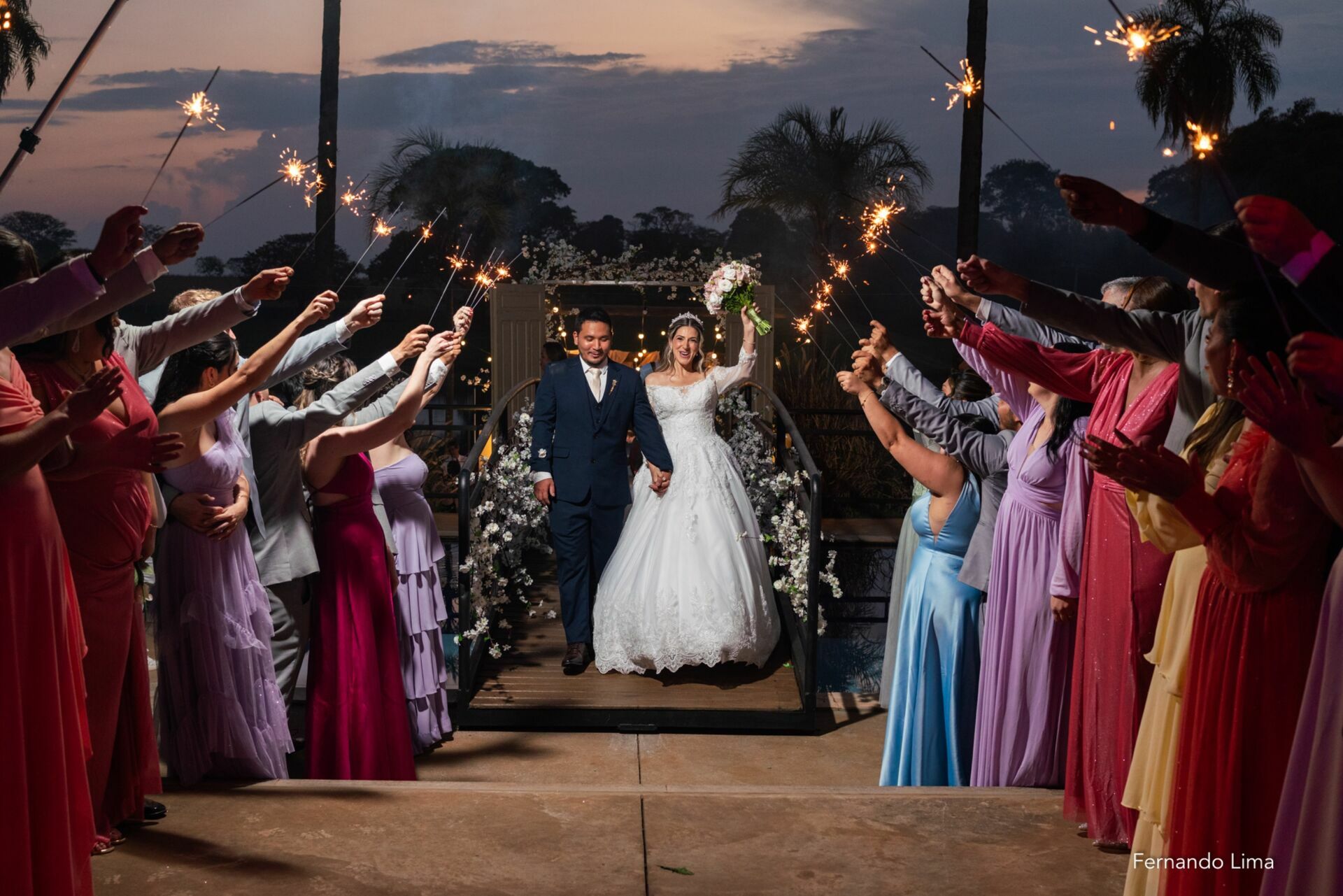 Foto Casamento Igor e Grazi no Portal do Lago | Um Amor ao Pôr do Sol - Imagem 34